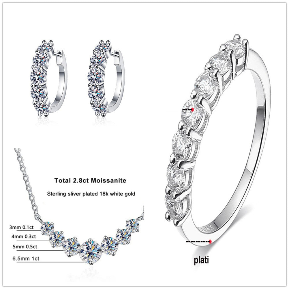 4.5 Karat Moissanite Set. 925 Silver Jewelry