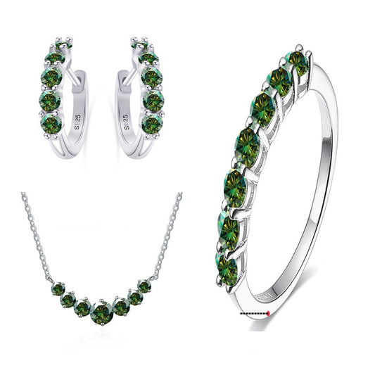 4.5 Karat Moissanite Set. 925 Silver Jewelry